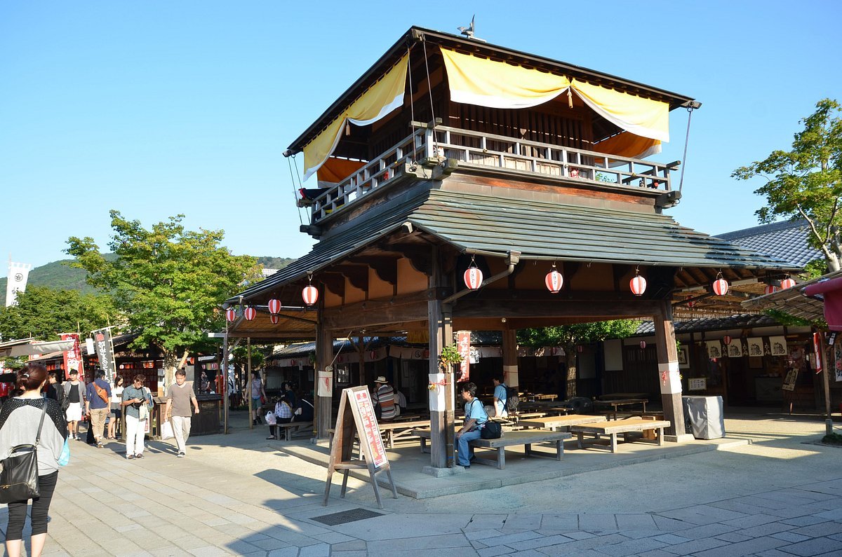 ⛩️ 덕분 골목 (오카게 요코초) 이미지 9